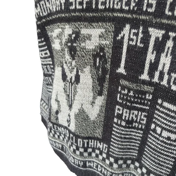 Vintage Newspaper Print Pullover Sweater Crew Neck Metallic Lurex Black White - Picture 5 of 8